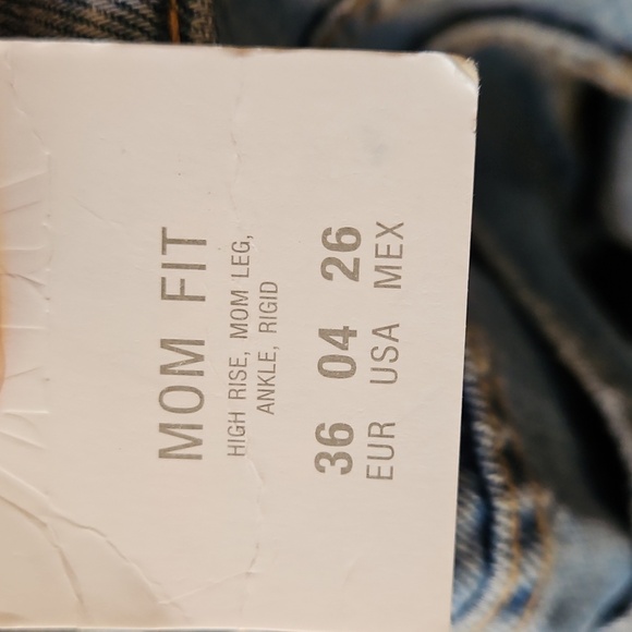 Zara High Rise Mom Fit Jeans Size 4 - Picture 6 of 6